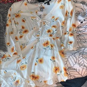 Forever 21 daisy sunflower long sleeve romper